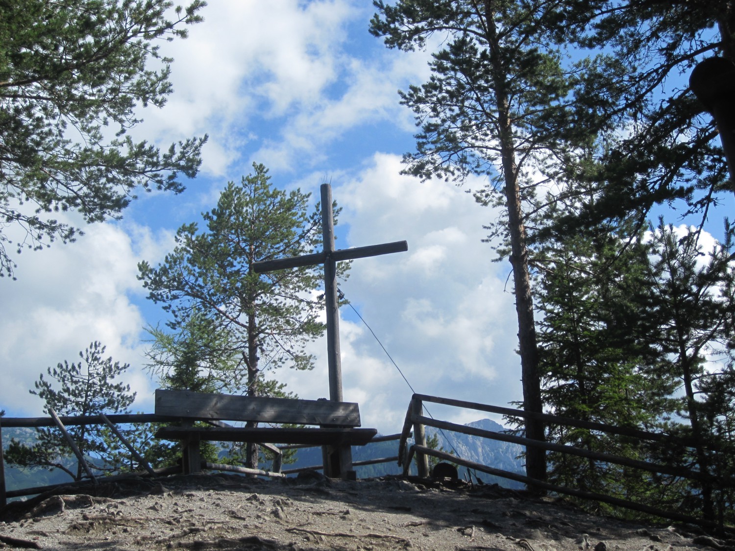Gipfelkreuz Sattelberg